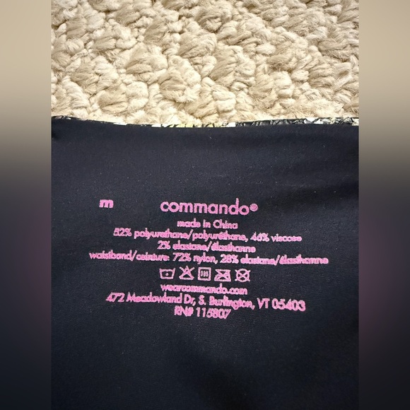 COMMANDO  Perfect Control Leggings snake print SIZE: MEDIUM - Picture 9 of 9